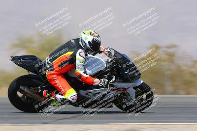 media/Mar-28-2022-Superbike Trackdays (Mon) [[b8603d0f67]]/Open Track Time/Turn 3 Inside/